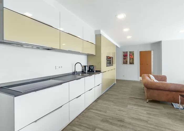 Monthly La Concha Breeze By Sweet * San Sebastián