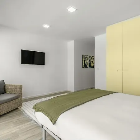 Monthly La Concha Breeze By Sweet